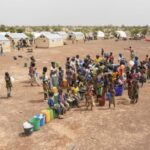 Burkina Faso : un attentat jihadiste dévastateur frappe Barsalogho, des centaines de victimes