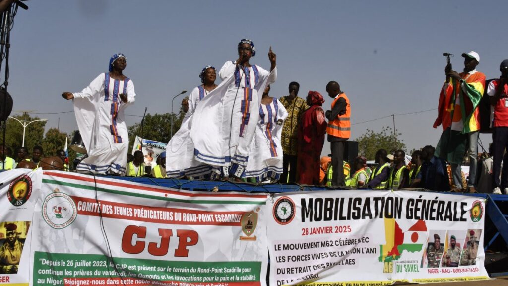 Niger : droits humains en déclin après le coup d’état et l’insurrection islamiste
