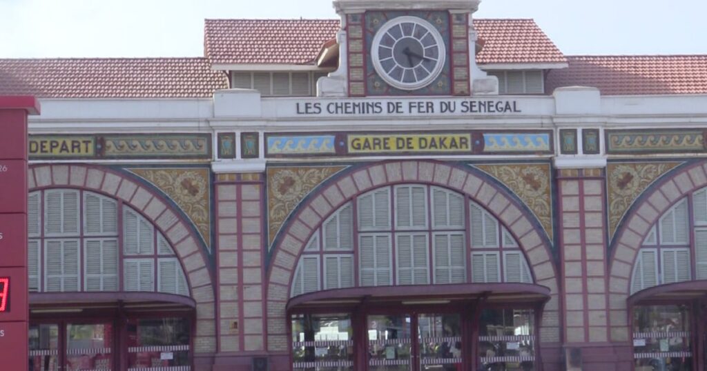 Gares centenaires de Dakar et Rufisque : entre mémoire et renouveau
