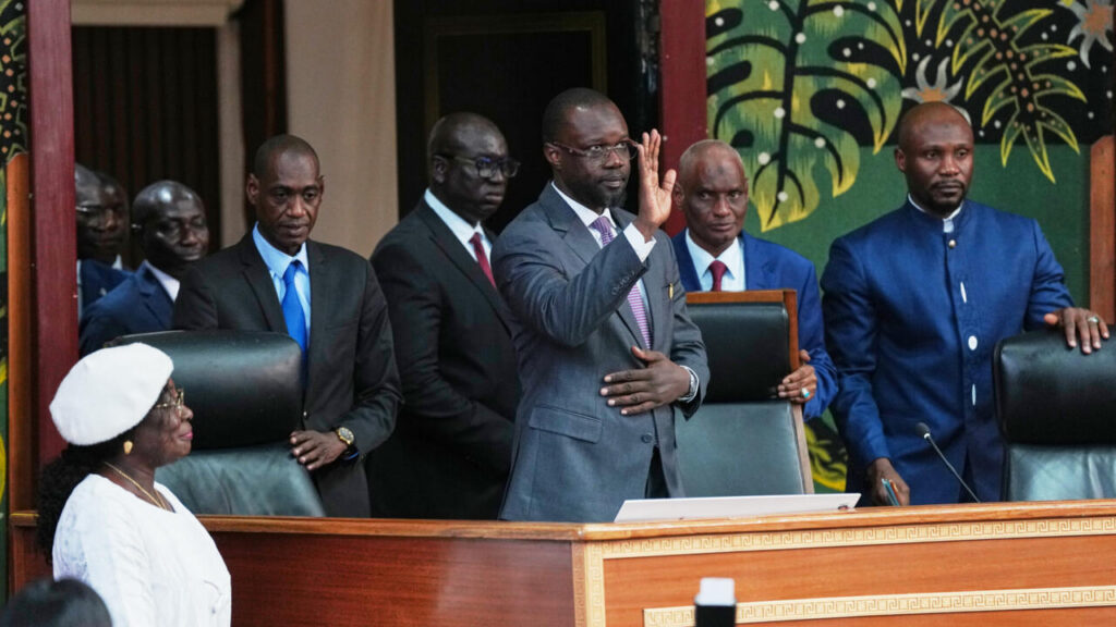 Cohabitation politique au Sénégal : sonko à l’assemblée nationale entre tensions et équilibre