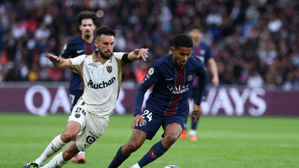 Le Paris Saint-Germain face à Lens : un simple galop d’essai avant la finale européenne