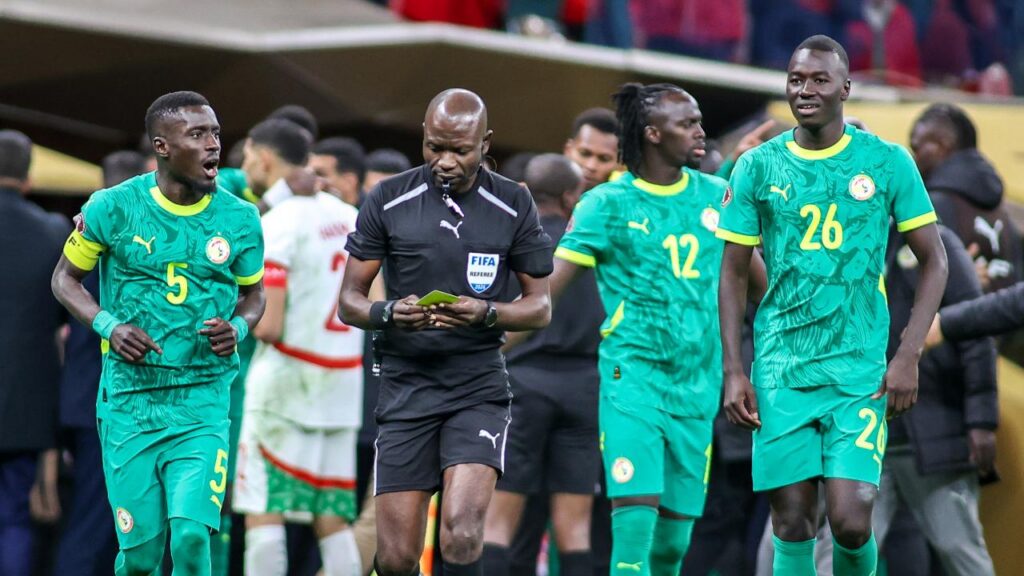 La Fifa renforce l’arbitrage et le fair-play après des incidents majeurs