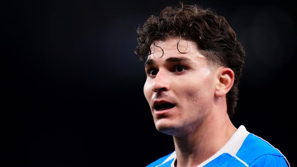 Psg : les priorités de luis campos pour un transfert réussi de julian alvarez