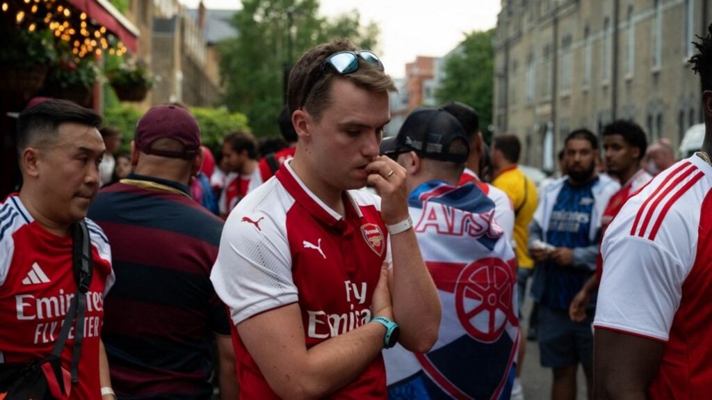 La réaction des supporters d’Arsenal après la défaite en finale de la ligue des champions