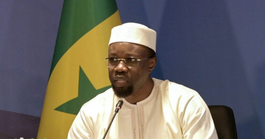 Sénégal : le président Faye destitue son Premier ministre Sonko dans un contexte tendu