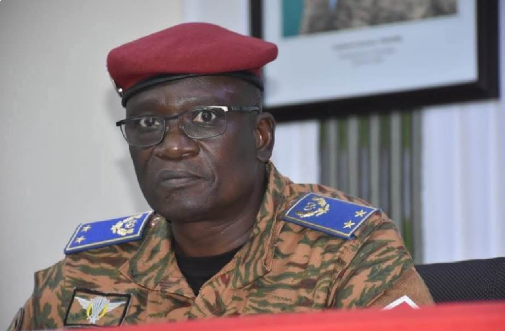Scandale financier au Burkina Faso : 170 millions de F CFA dérobés au ministre de la Défense