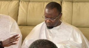 Les larmes d&rsquo;Ousmane Sonko lors de l&rsquo;hommage à Touba
