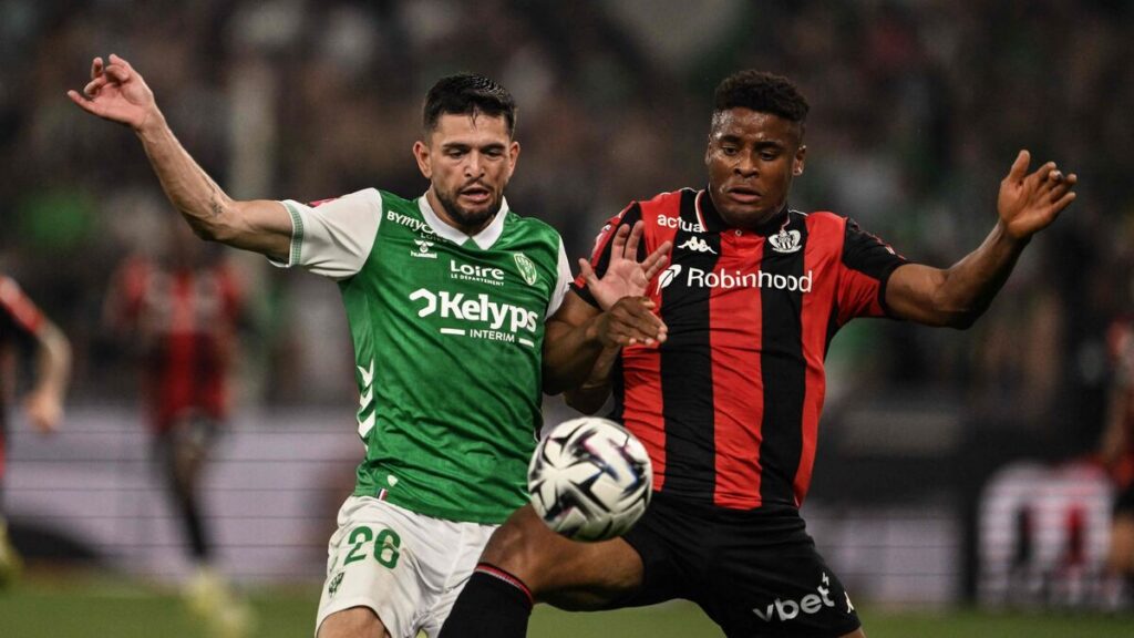 Saint-Étienne et Nice se neutralisent en barrage de Ligue 1 : la décision reportée au match retour