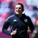 L&rsquo;adieu émouvant d&rsquo;un arbitre légendaire au football