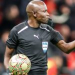 Finale ligue des champions caf : l’as far contre l’arbitre jean-jacques ndala