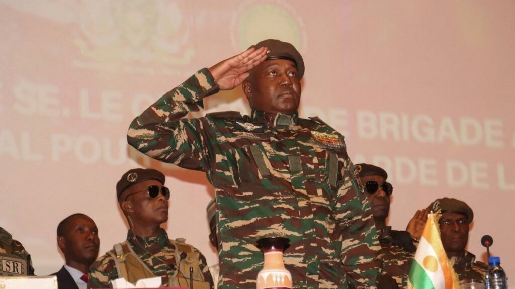 Suspension massive de médias français par les autorités du Niger