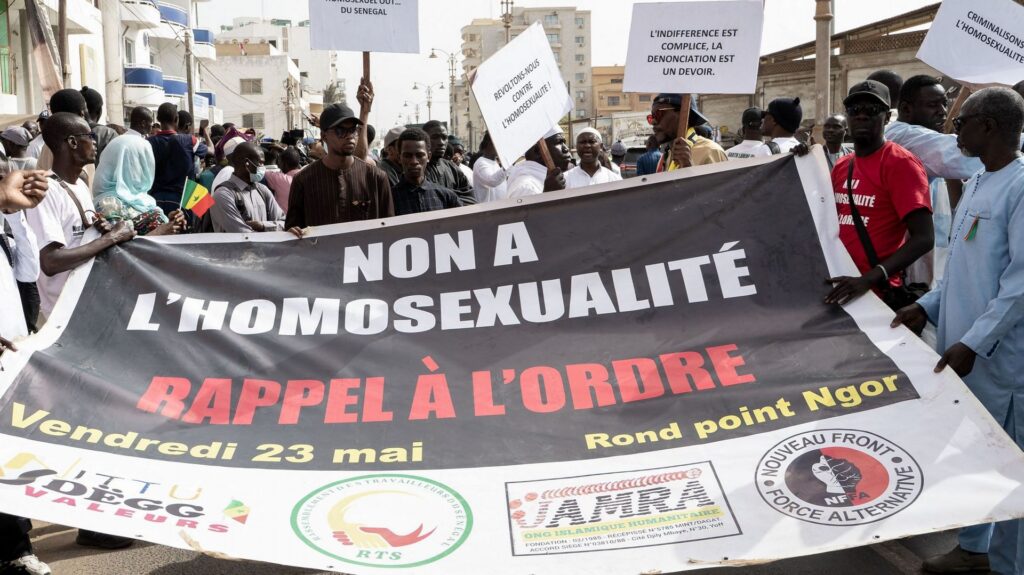 Le Sénégal renforce la répression contre l’homosexualité avec une loi sévère