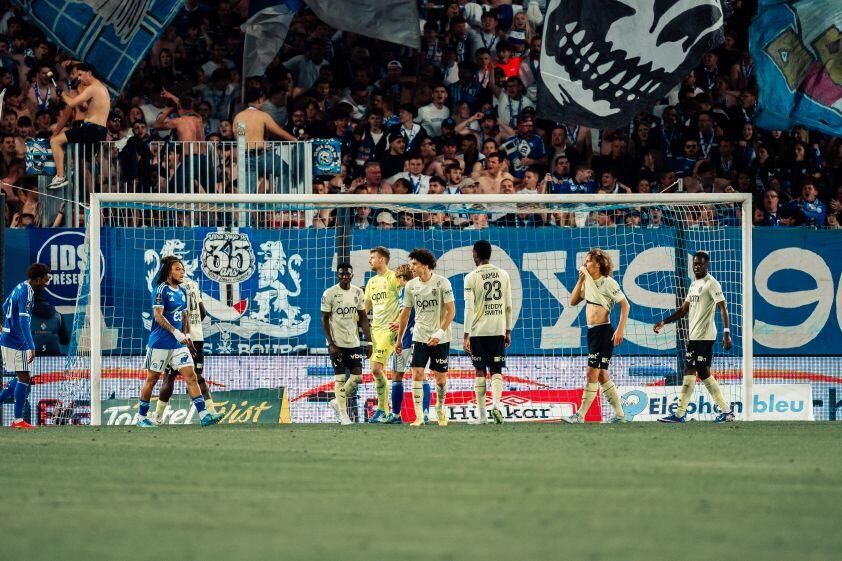 L'équipe de l'AS Monaco en célébration