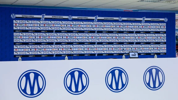Olympique de Marseille, stade et joueurs en action