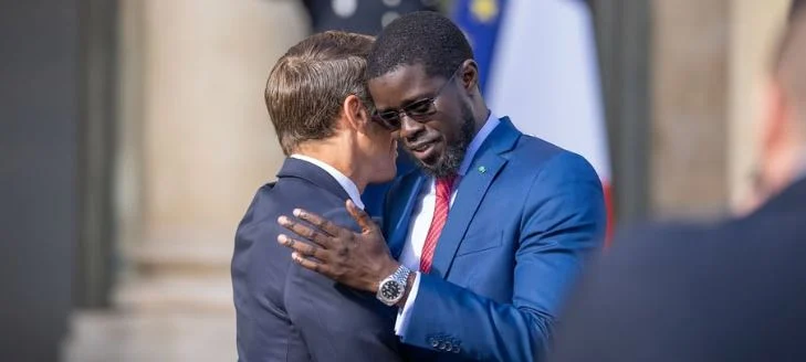 Rencontre de Nairobi entre Bassirou Diomaye Faye et Emmanuel Macron Rencontre entre Bassirou Diomaye Faye et Emmanuel Macron