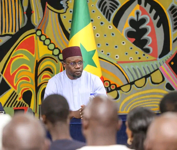 Sonko remet en cause les fonds politiques au Sénégal face à Diomaye Faye