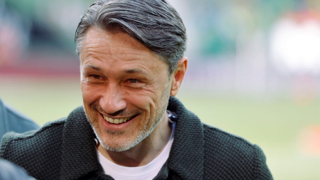Transfert au BVB : Fisnik Asllani en approche, avenir incertain pour Guirassy et Adeyemi