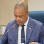 Régulation numérique au Gabon : les réseaux sociaux sommés de se plier aux règles locales