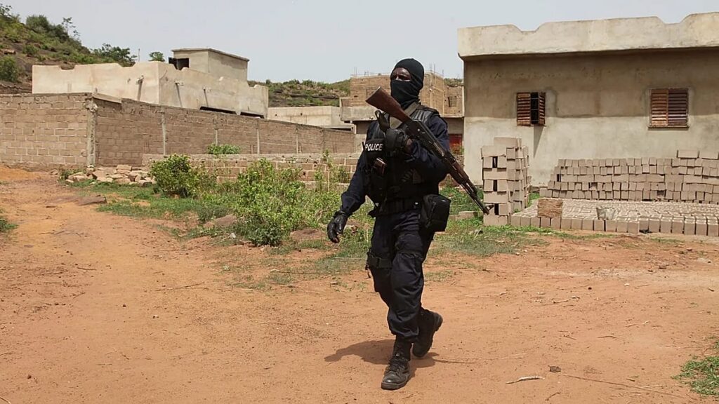 Diplomate français condamné à 20 ans de prison au Mali : l’espionnage dénoncé par la junte