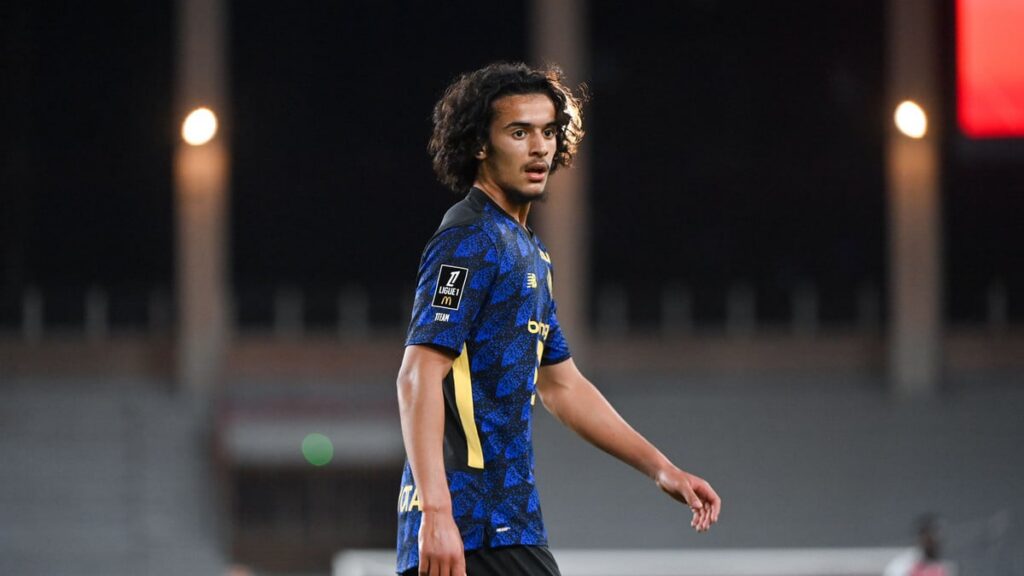 Transfert : ayyoub bouaddi penche pour le psg plutôt qu’arsenal