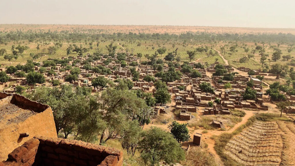 Mali : des milliers de dogons regagnent leurs villages après des accords locaux