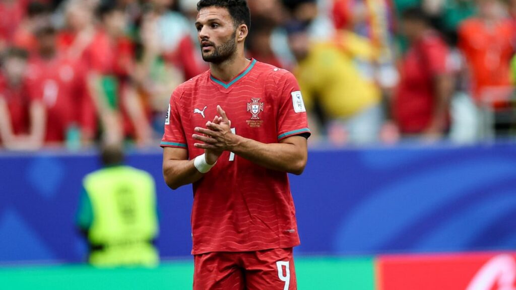 Psg : vers un remplacement inattendu de gonçalo ramos par un buteur de ligue 1