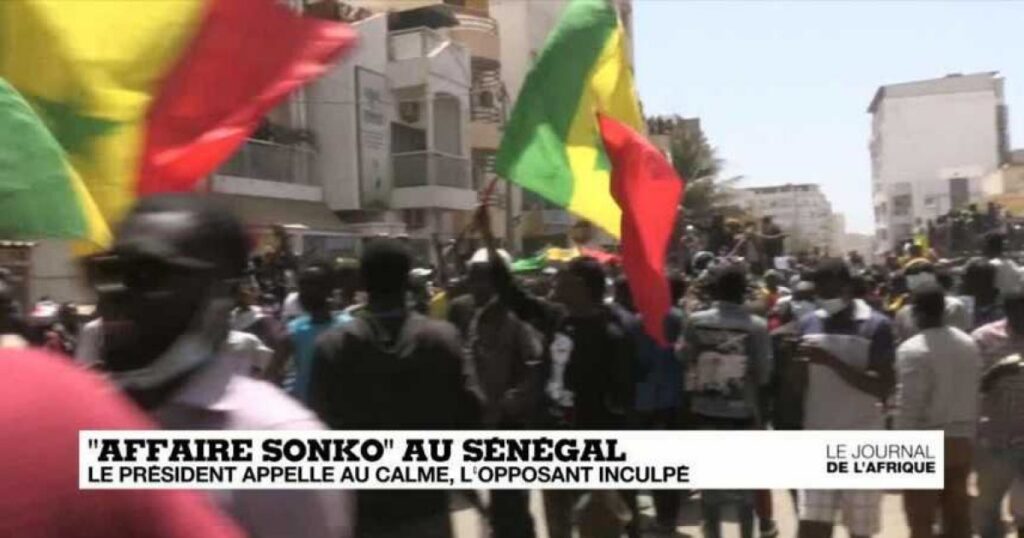 Crise politique au Sénégal : macky sall en appelle au calme après l’arrestation d’ousmane sonko