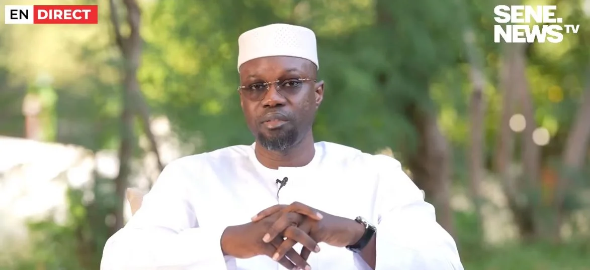 Ousmane Sonko s'exprime sur son limogeage Portrait d'Ousmane Sonko, figure politique sénégalaise