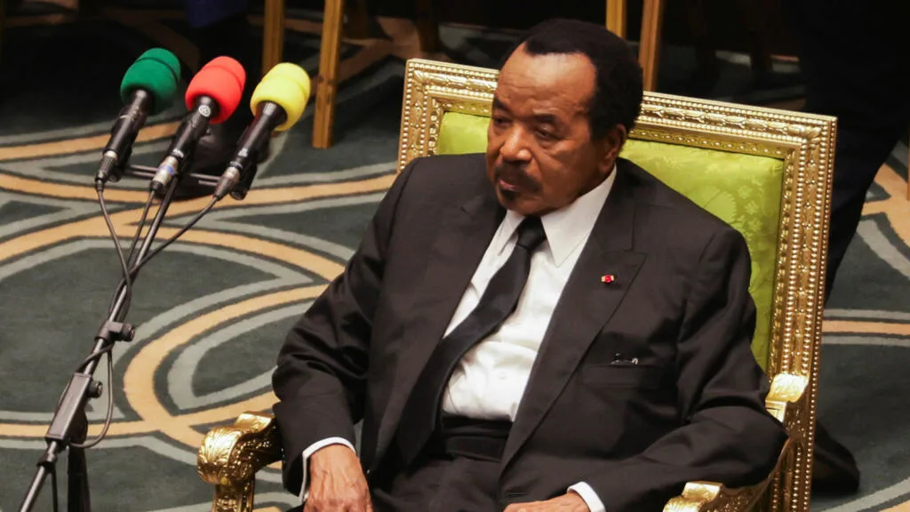Photo officielle du président Paul Biya lors d'une cérémonie publique