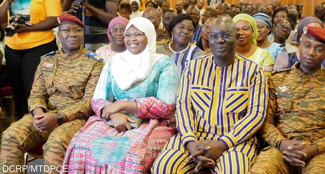Dɛmɛ Sira, la plateforme de solidarité numérique du Burkina Faso