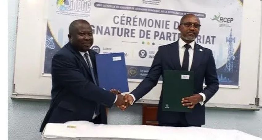 Signature d'une convention entre l'INPTIC et l'ARCEP