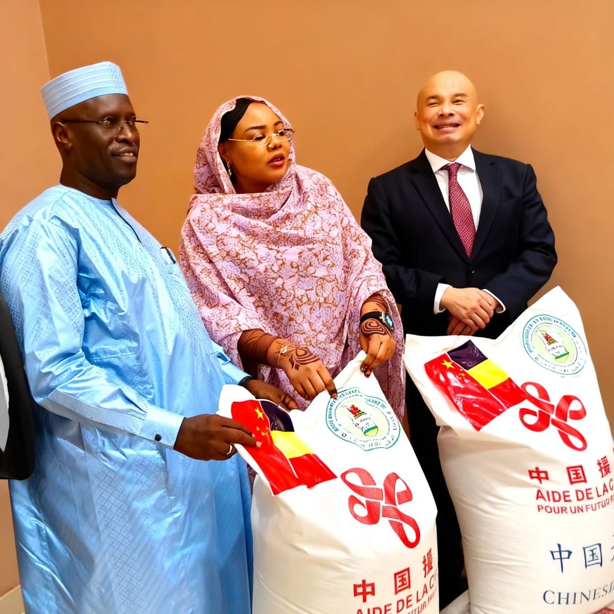 Solidarité sino-tchadienne : 1 770 tonnes de riz offertes par la Chine