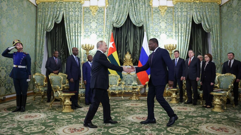 Togo : quand les mercenaires russes et les navires de guerre redessinent l’équilibre régional