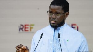 Diomaye faye et le défi de la recomposition politique au Sénégal