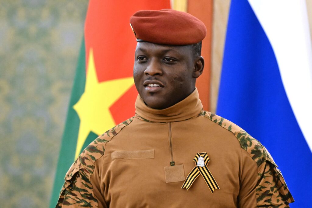 Esclavage arabe en Afrique : le président burkinabè Ibrahim Traoré dénonce un héritage historique refoulé