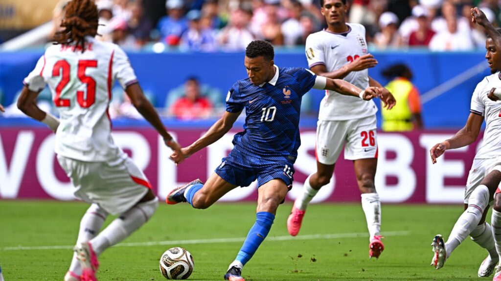 Un thriller inoubliable : la petite finale France-Angleterre enflamme la presse européenne