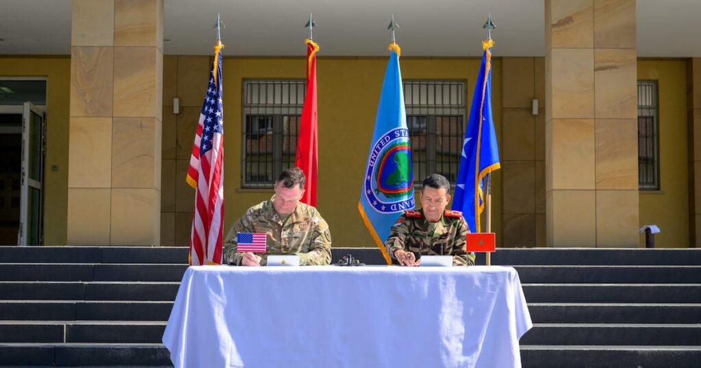 Maroc et États-Unis unissent leurs forces pour un centre militaire innovant à tan-tan