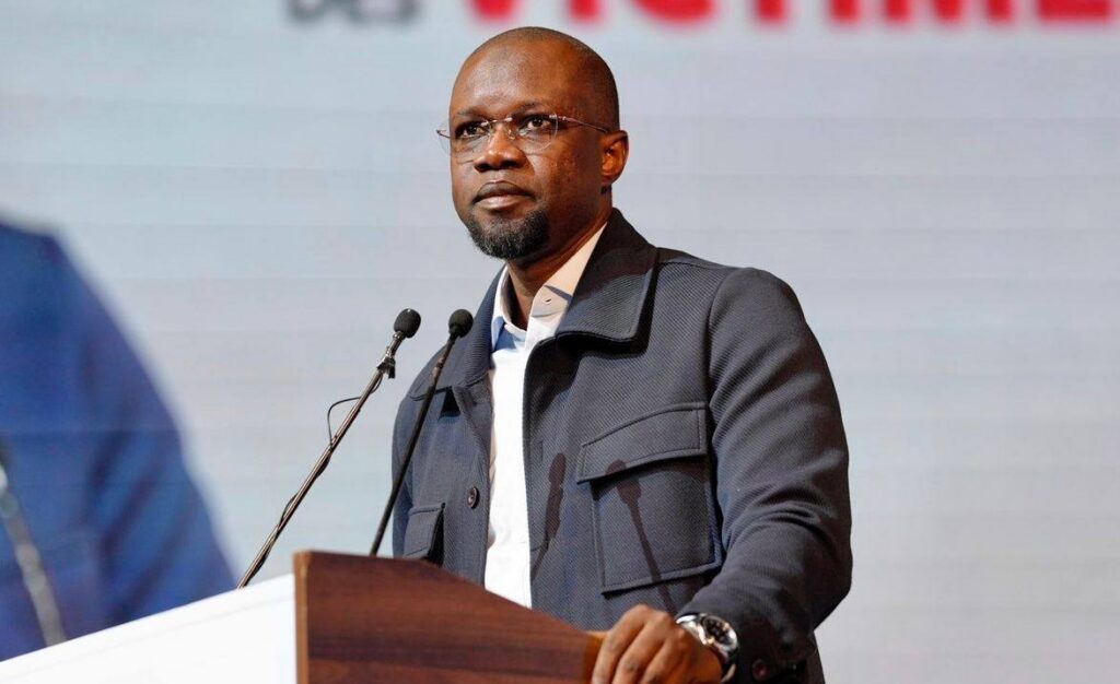 Ousmane sonko fête ses 52 ans : les hommages unanimes pour son parcours politique