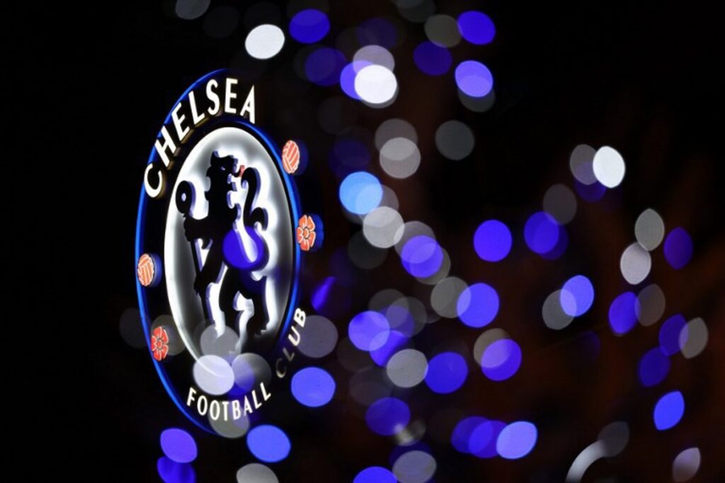 Chelsea évite la rétrogradation après une sanction historique en Premier League