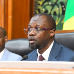 Sonko lance un ultimatum au gouvernement sénégalais sur les contrats pétroliers