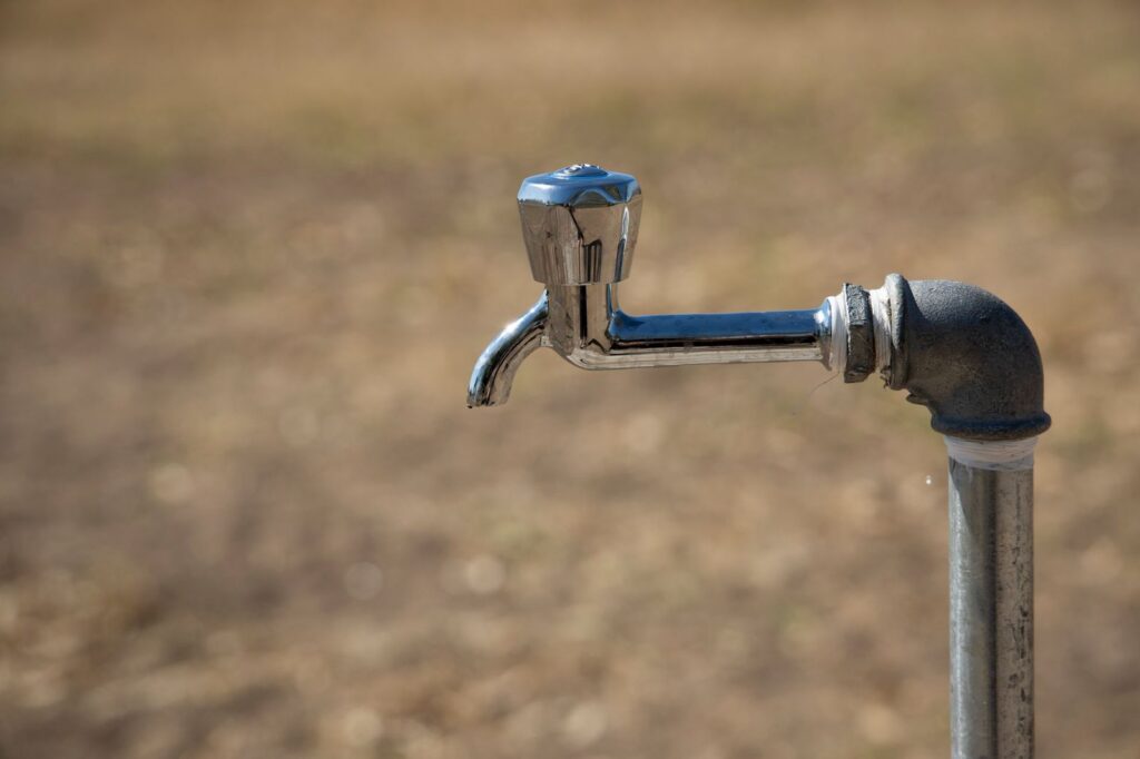 Libreville face à la crise de l’eau : une urgence hydrique sans précédent