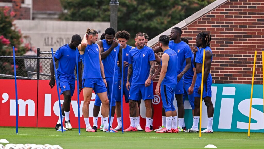 Lucas Digne signe au PSG : le feuilleton bouclé avant la Coupe du monde