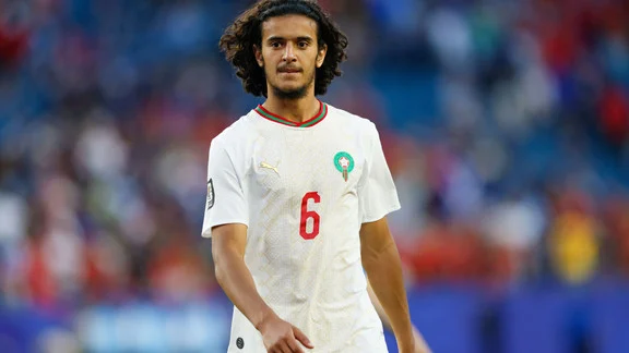 Ayyoub Bouaddi en action lors d'un match de Coupe du monde avec le Maroc