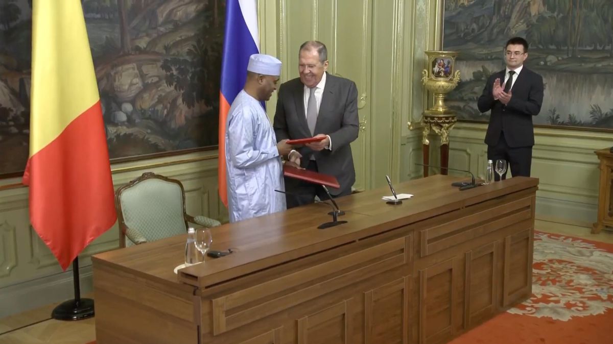 Signature d'un accord entre le Tchad et la Russie pour la coopération militaire et diplomatique
