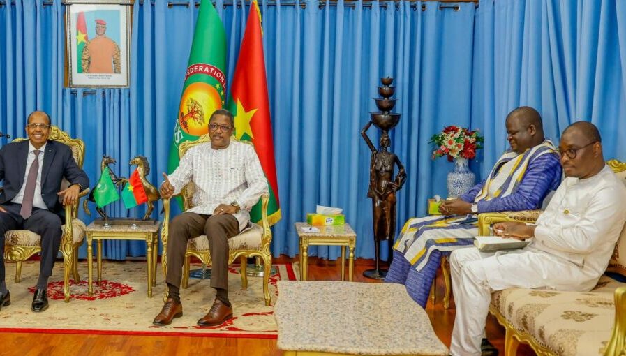 Réunion entre le Burkina Faso et l'Union africaine pour des réformes audacieuses