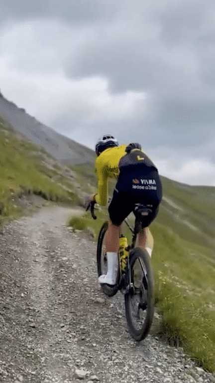 Wout van Aert lors de son stage en altitude dans les Alpes italiennes, le 16 juillet 2026. (Wout van Aert / Strava)