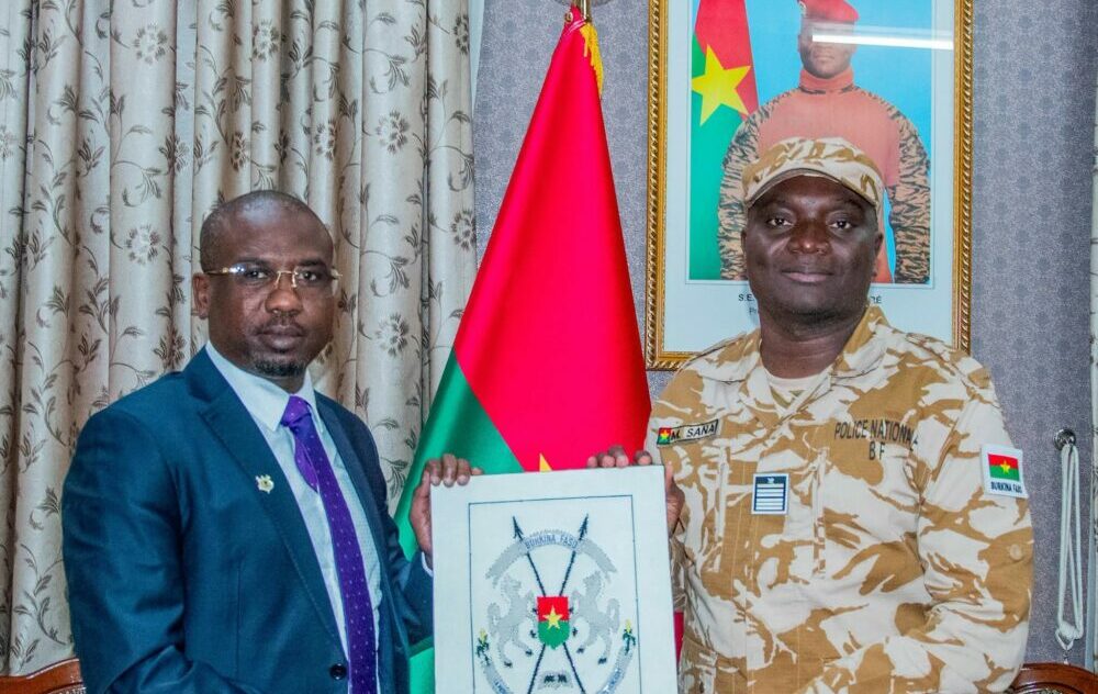 Représentants du Tchad et du Burkina Faso lors de la réunion de coopération antiterroriste