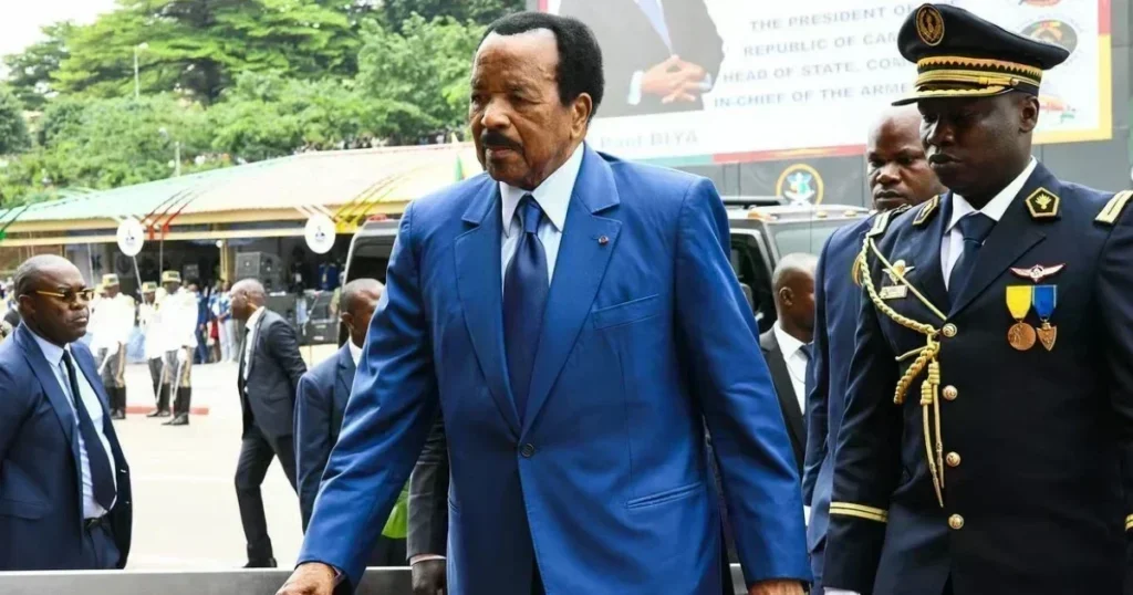 Cameroun : Paul Biya orchestre un vaste remaniement militaire en son absence