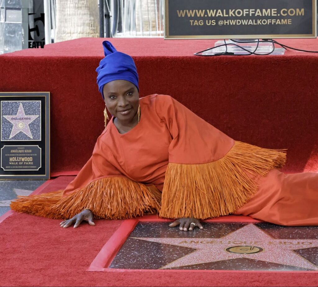 Une artiste béninoise entre dans la légende d’hollywood