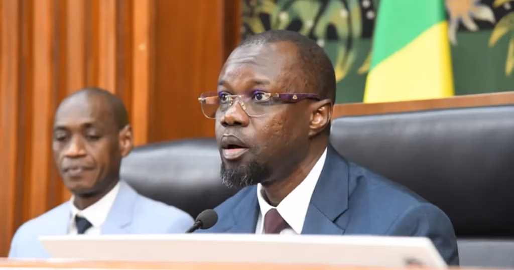 Ousmane Sonko défie Bassirou Diomaye Faye sur la dissolution de l’Assemblée nationale